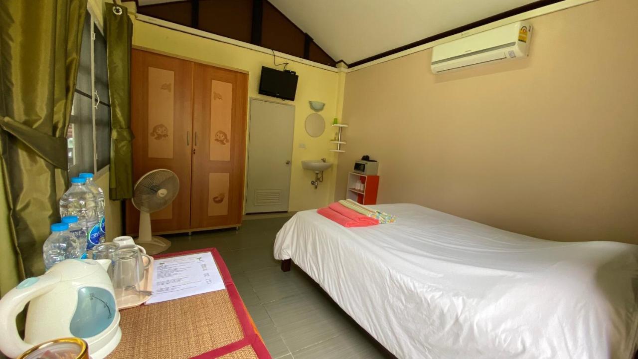 Palm Gardens Resort, Bang Saphan Extérieur photo